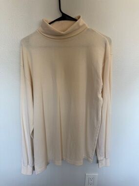 Classic Cream Turtleneck Long-Sleeve Shirt